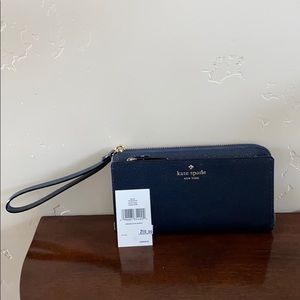 Kate Spade wallet. Like new!